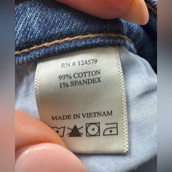 Sneak peek woman’s light wash denim wide leg jeans size 7/28 Preloved - Picture 4 of 5